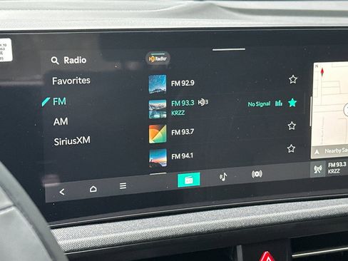 New 2025 Kia EV6 Light w/ Light LR Technology Package image 18