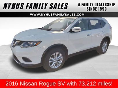 Used 2016 Nissan Rogue SV