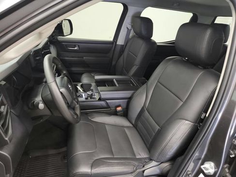 Used 2024 Toyota Tundra SR5 w/ SR5 Convenience Package AWD/4WD image 18