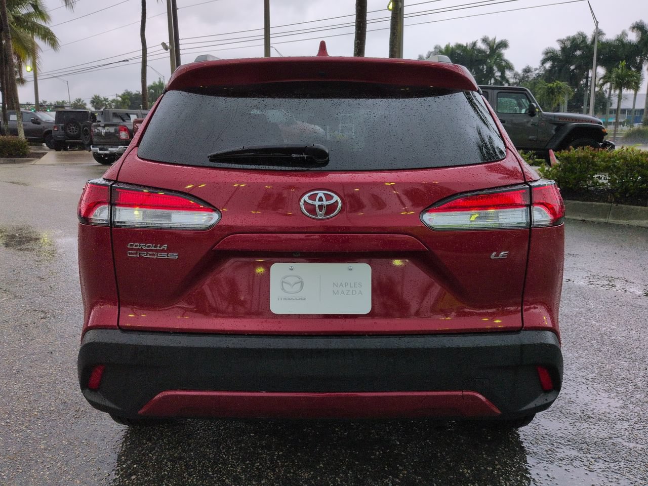 Used 2022 Toyota Corolla Cross LE w/ Moonroof Package FWD image 6