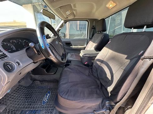 Used 2011 Ford Ranger XL image 10