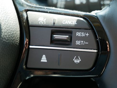Used 2024 Honda HR-V EX-L image 30