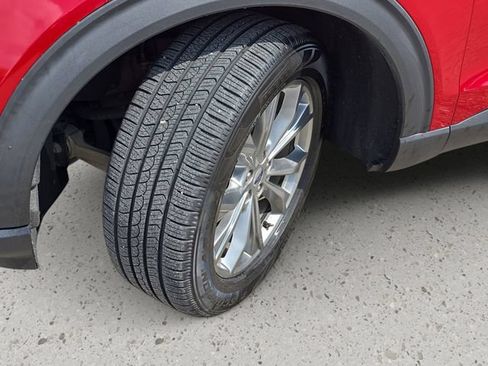 Used 2020 Ford Explorer XLT w/ Equipment Group 202A RWD image 34