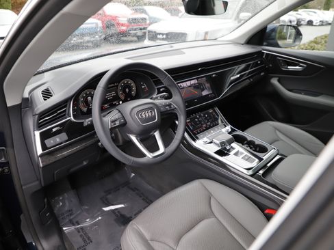 Used 2024 Audi Q8 Premium Plus w/ Premium Plus Package image 19