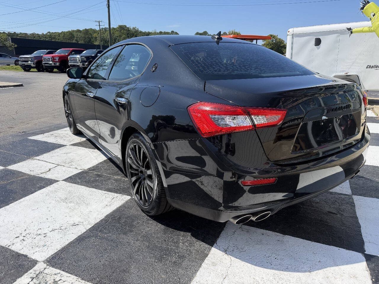 Used 2017 Maserati Ghibli RWD image 8