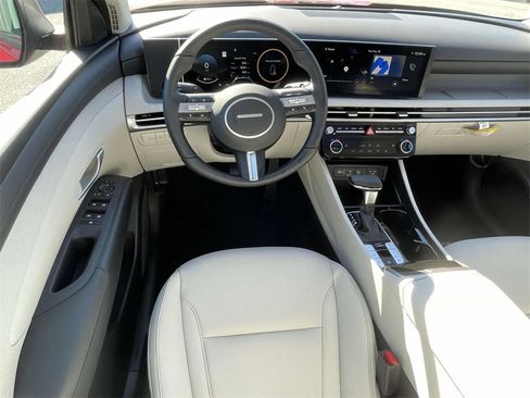 New 2026 Hyundai Tucson SEL image 11