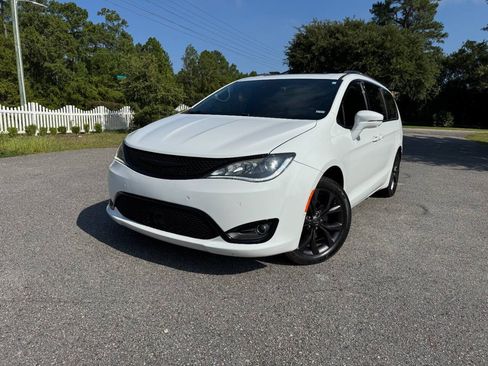 Used 2019 Chrysler Pacifica Limited w/ Advanced Safetytec Group FWD image 30