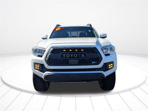 Used 2022 Toyota Tacoma SR image 15