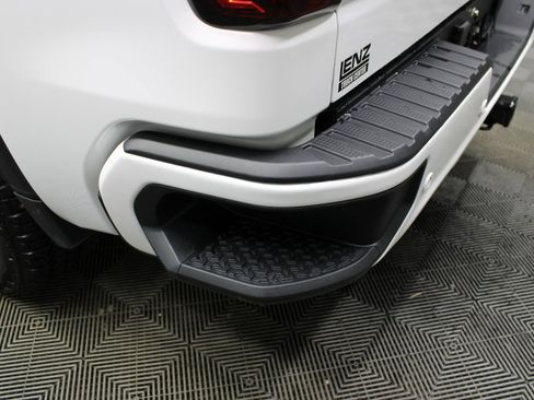 Used 2024 GMC Sierra 1500 AT4 image 49