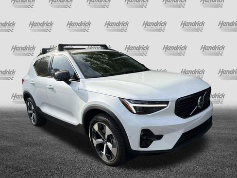 New 2026 Volvo XC40 B5 Plus w/ Protection Package Premier AWD/4WD image 2