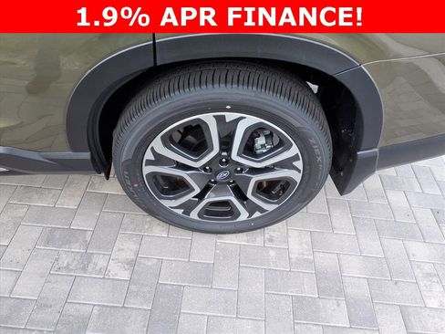 New 2025 Subaru Ascent Limited image 25