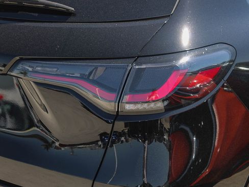 Used 2023 Honda HR-V EX-L image 15