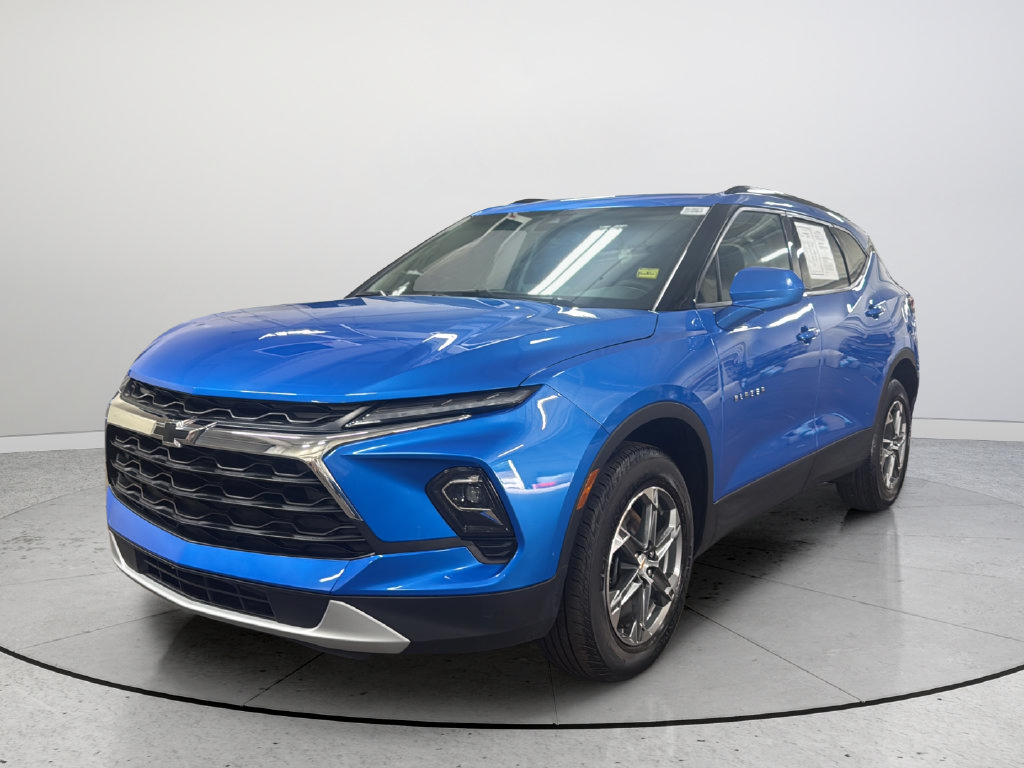 Certified 2024 Chevrolet Blazer LT w/ Convenience Package FWD image 4