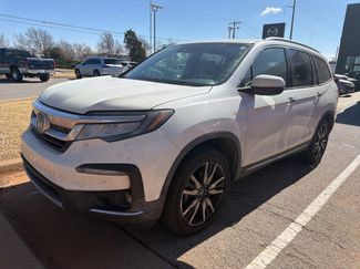 Used 2019 Honda Pilot Touring video 1