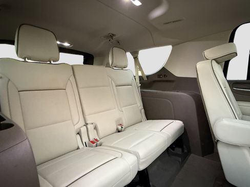 Used 2021 GMC Yukon XL Denali image 22