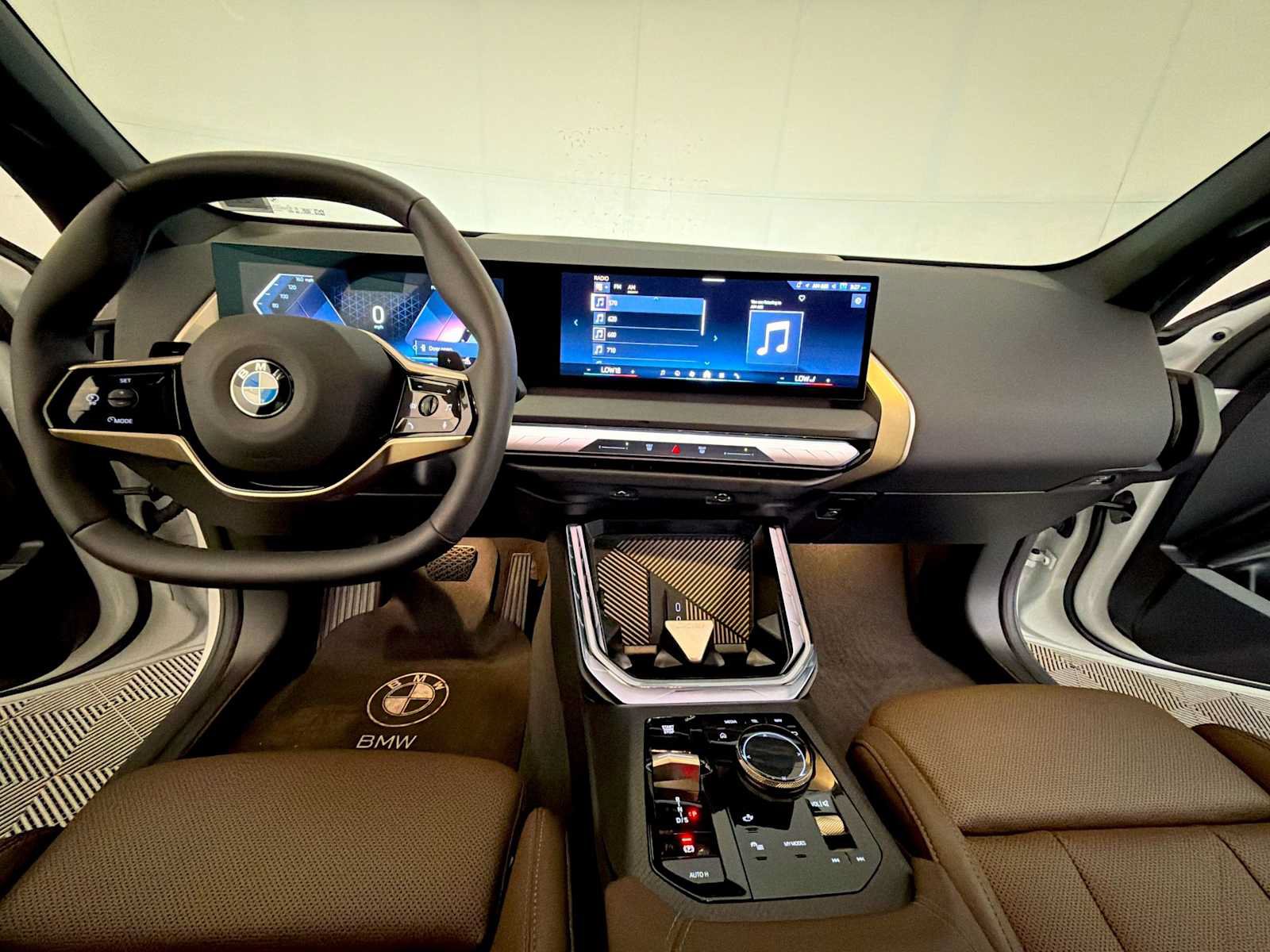 Used 2025 BMW X3 xDrive30i w/ Convenience Package AWD/4WD image 14