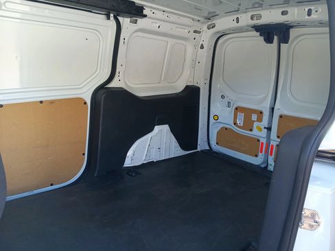 Used 2017 Ford Transit Connect XL FWD image 13