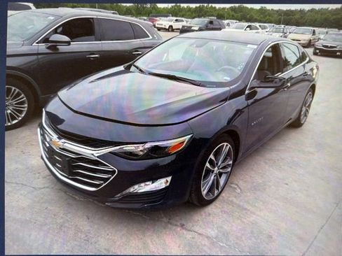 Used 2025 Chevrolet Malibu LT FWD image 16