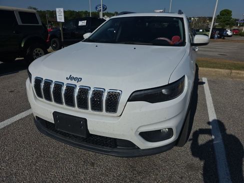 Used 2021 Jeep Cherokee Latitude Lux w/ Sun & Sound Group image 4