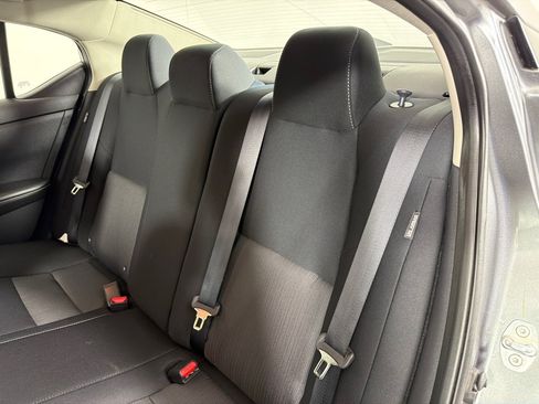 Used 2023 Nissan Sentra SV FWD image 18