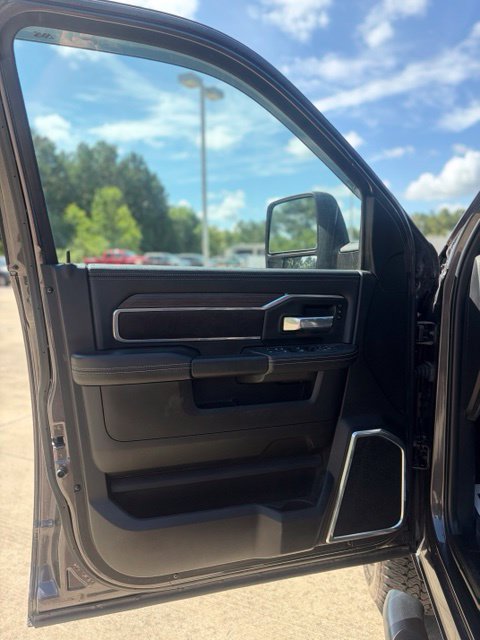 Used 2025 RAM 2500 Laramie w/ Night Edition AWD/4WD image 23
