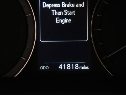 Used 2021 Lexus RX 350L Premium w/ Premium Package image 22