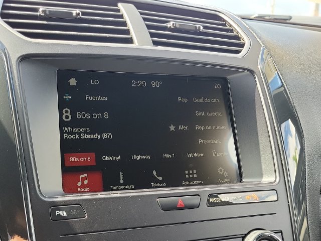 Used 2018 Ford Explorer XLT w/ Equipment Group 202A FWD image 21