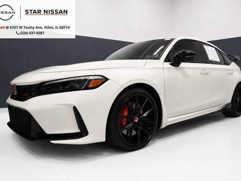 Used 2025 Honda Civic Type R image 1