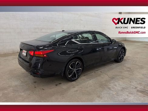 Used 2025 Nissan Altima 2.5 SR image 5