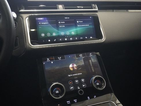 Used 2020 Land Rover Range Rover Velar S image 15