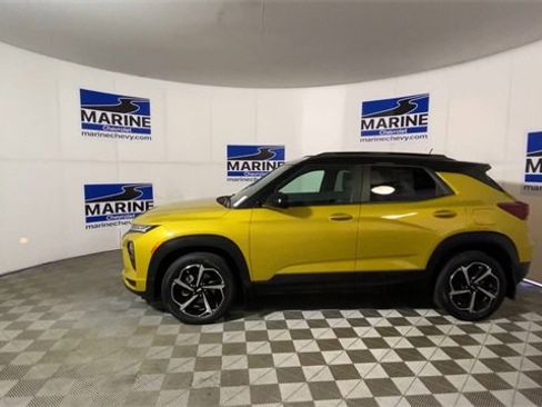 Certified 2023 Chevrolet TrailBlazer RS w/ Sun and Liftgate Package image 7