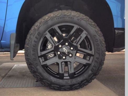 Used 2024 Chevrolet Silverado 1500 LT Trail Boss w/ Protection Package AWD/4WD image 18