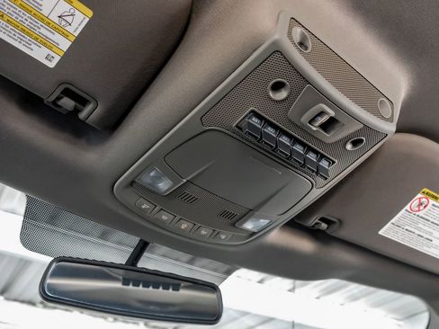 Used 2019 Ford F350 Lariat w/ Chrome Package image 25