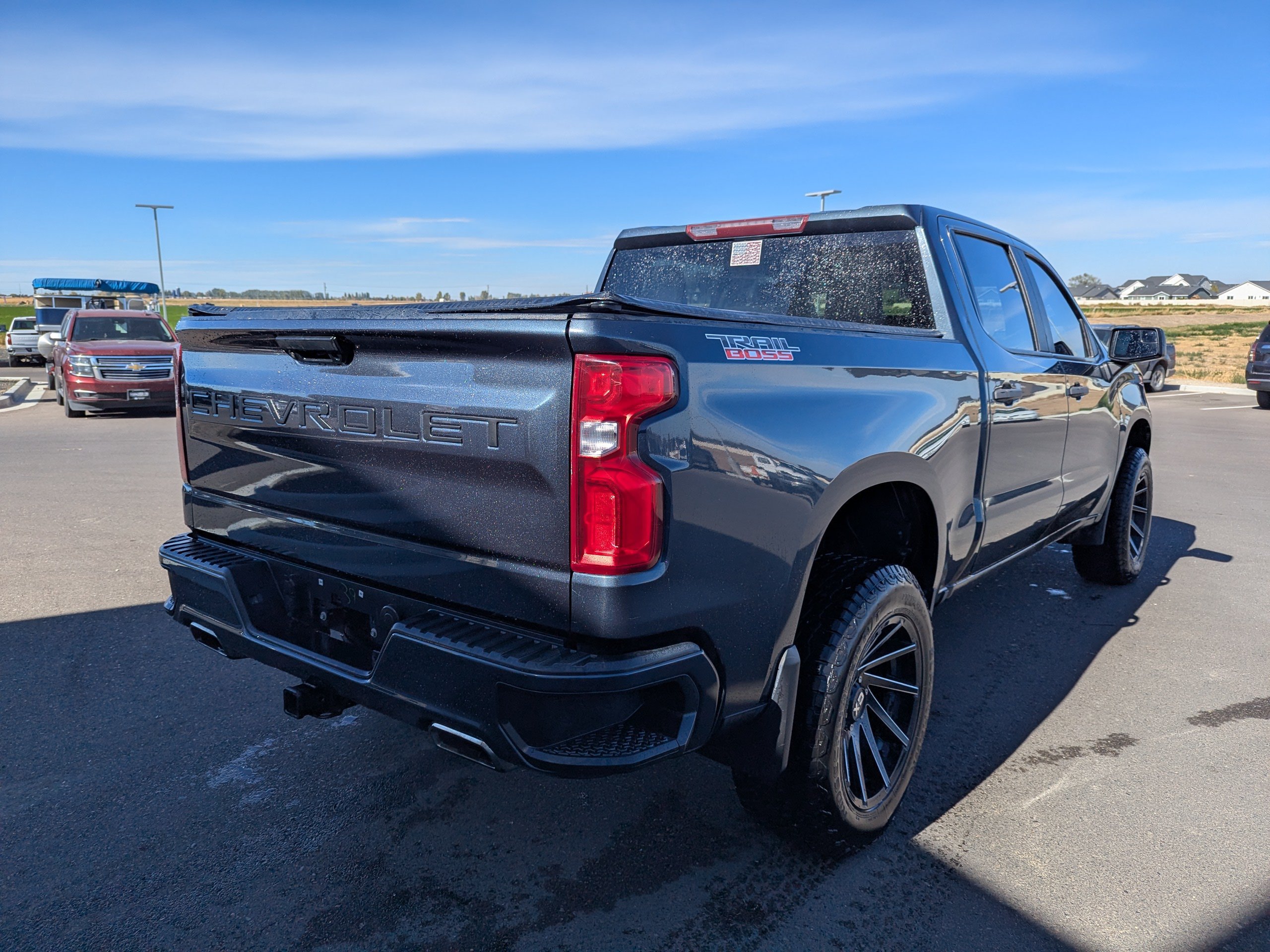 Used 2020 Chevrolet Silverado 1500 Custom Trail Boss w/ LPO, Dark Essentials Package AWD/4WD image 6