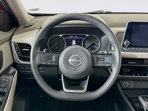 Used 2023 Nissan Rogue SV image 18