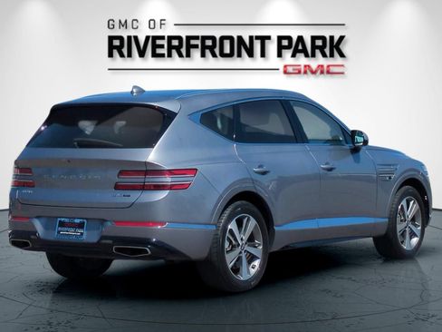 Used 2023 Genesis GV80 3.5T w/ Advanced Package AWD/4WD image 3