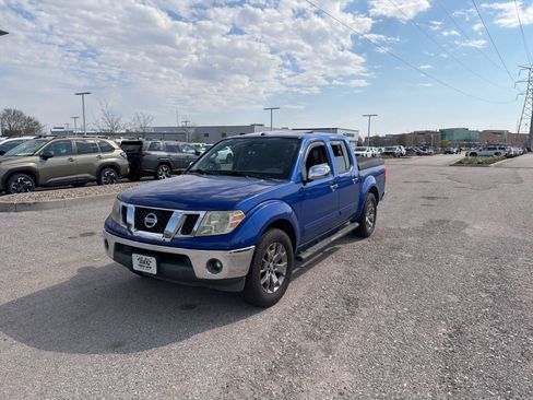 Used 2015 Nissan Frontier SL w/ Moonroof Package image 1