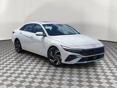 New 2025 Hyundai Elantra SEL
