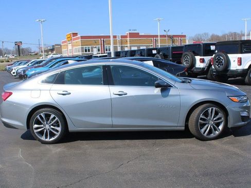 Certified 2023 Chevrolet Malibu LT w/ Driver Confidence Package image 8