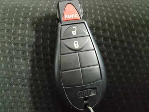 Used 2017 Dodge Grand Caravan SE w/ Power Window Group FWD image 32