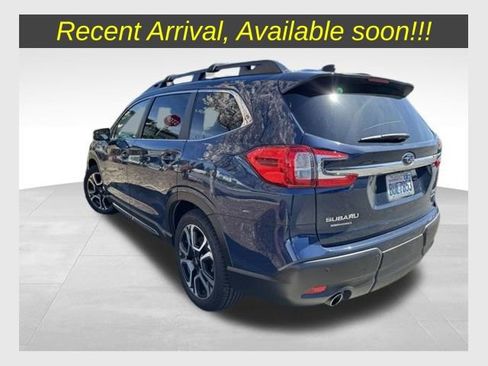 Used 2023 Subaru Ascent Limited image 1