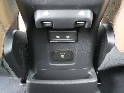 Used 2023 Jeep Wrangler Unlimited Sahara w/ Cold Weather Group AWD/4WD image 19