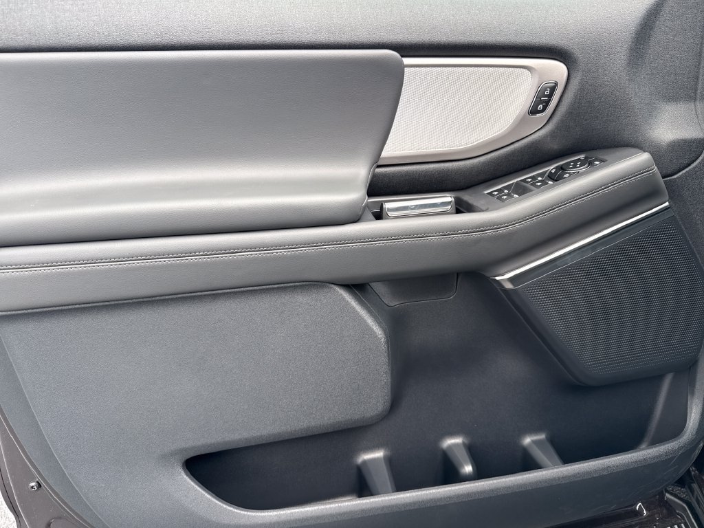 New 2026 Ford Expedition Max Active RWD image 18