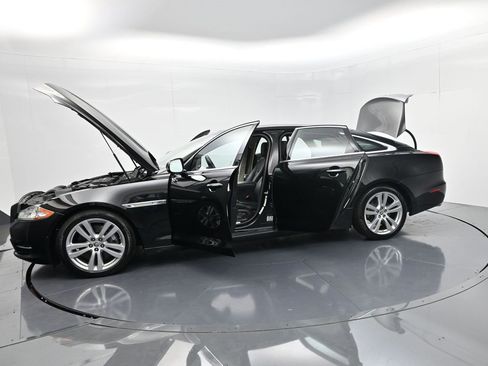 Used 2011 Jaguar XJ L image 61