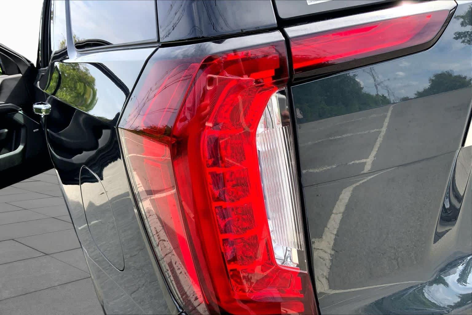 Certified 2022 GMC Yukon Denali AWD/4WD image 27