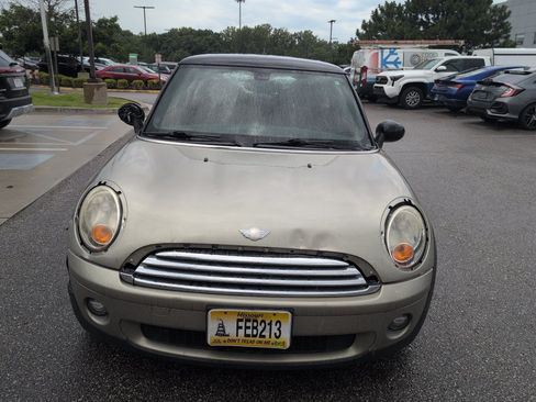 Used 2008 MINI Cooper Hardtop FWD image 2