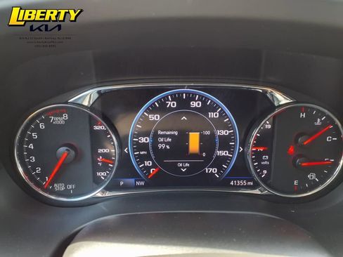 Used 2022 GMC Acadia SLT w/ Technology Package image 16