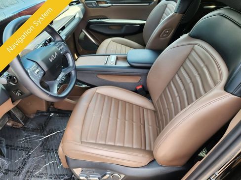 Certified 2024 Kia EV9 Land AWD/4WD image 9