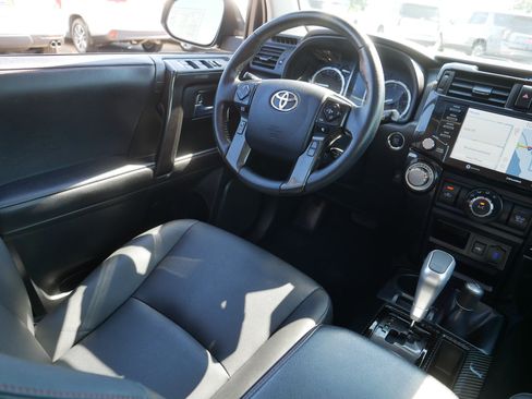 Used 2024 Toyota 4Runner TRD Off-Road Premium w/ Off Road Premium Plus Package AWD/4WD image 9
