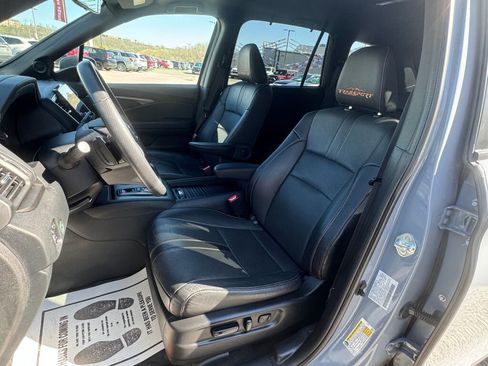 Used 2023 Honda Passport TrailSport image 15